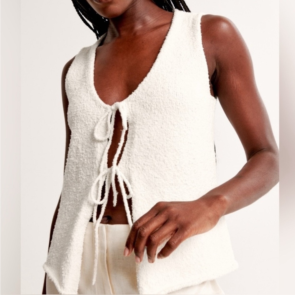 Abercrombie Cream Textured Sleeveless Top with Ties